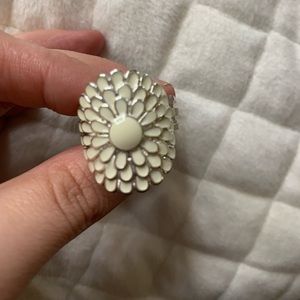 Flower ring